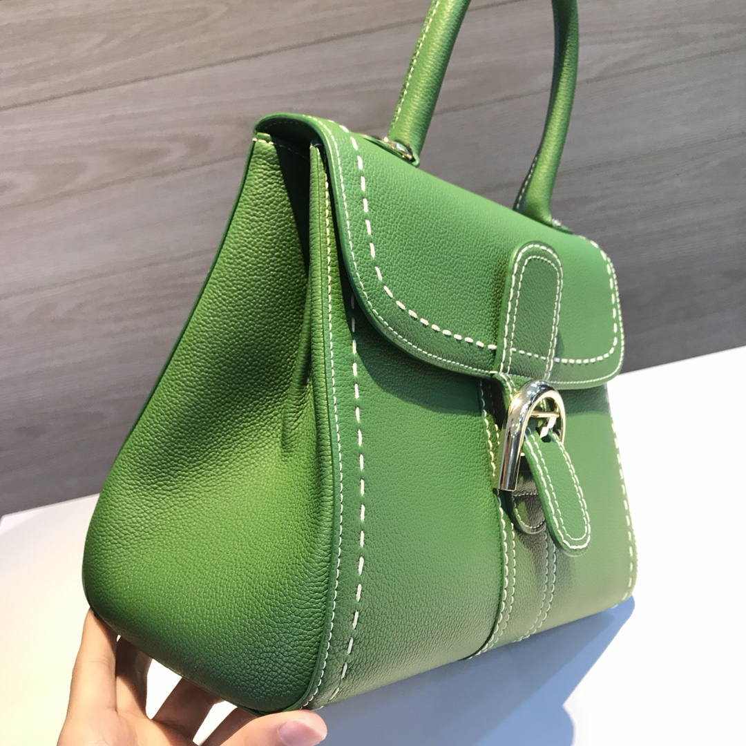 델보 브리앙 토고 박스백 미듐